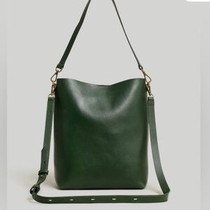 Madewell The Transport Bucket Bag